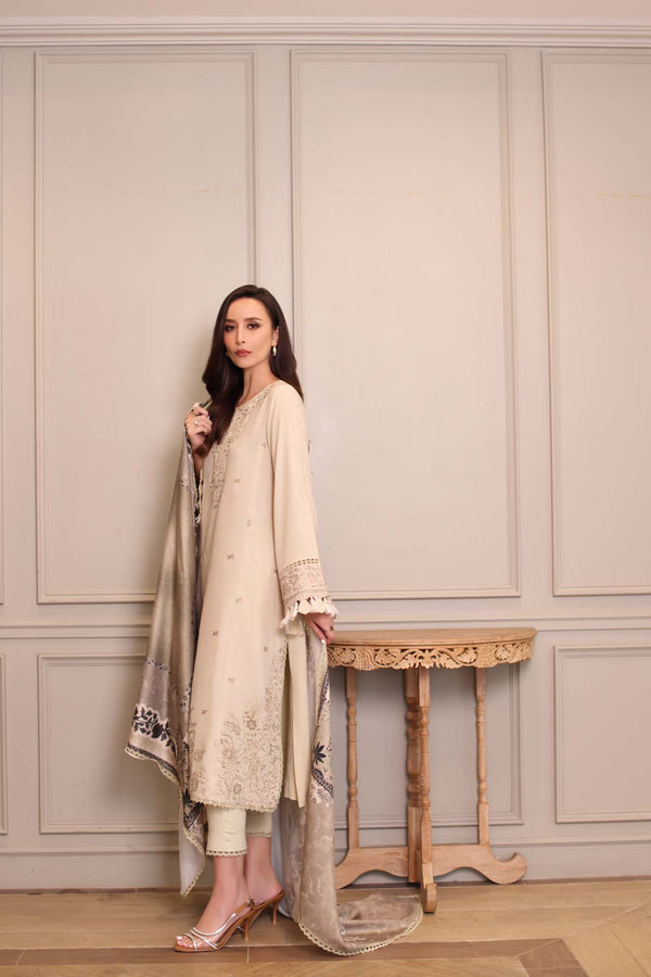 Noor by Saadia Asad | Winter Embroidered Printkhaas 25 | D7 - A