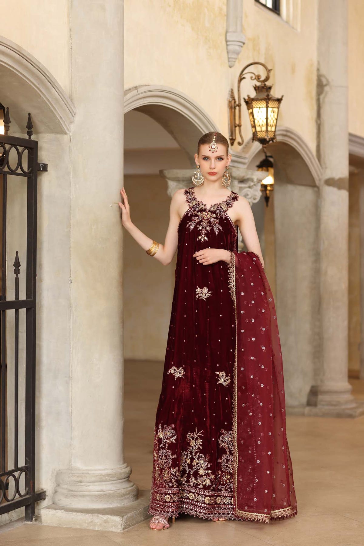 Noor by Saadia Asad | Handcrafted Velvet 25 | Naqsh