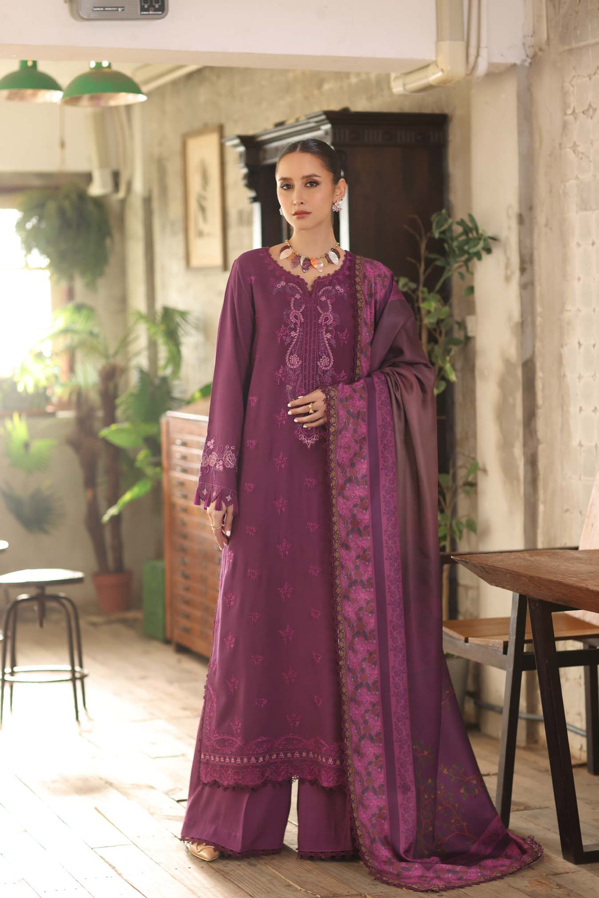 Saadia Asad | Winter Printkhaas 25 | D8 - B, image 2