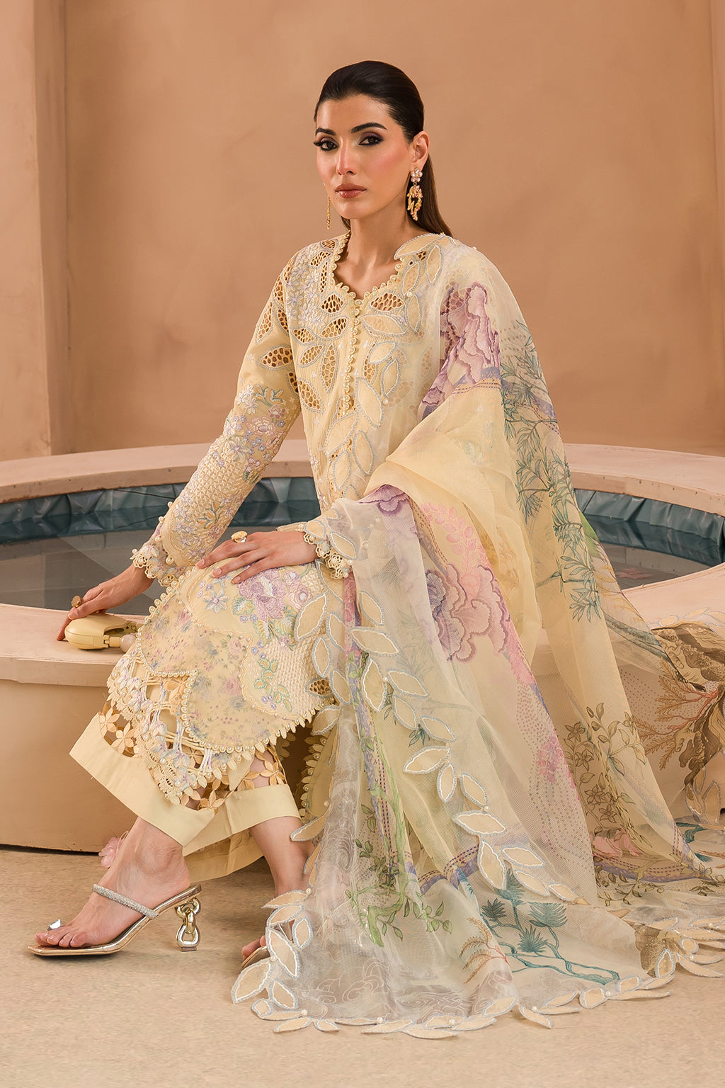 Afrozeh Sweet Saffron embroidered lawn suit, photo 6