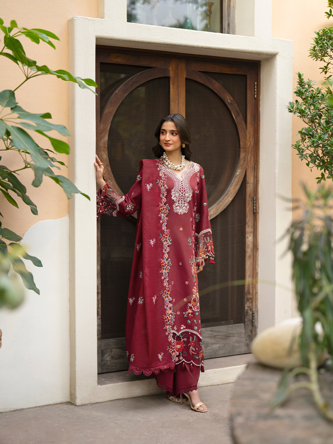 Mahnur | Angan Embroidered Lawn 26 | AN-001, image 4