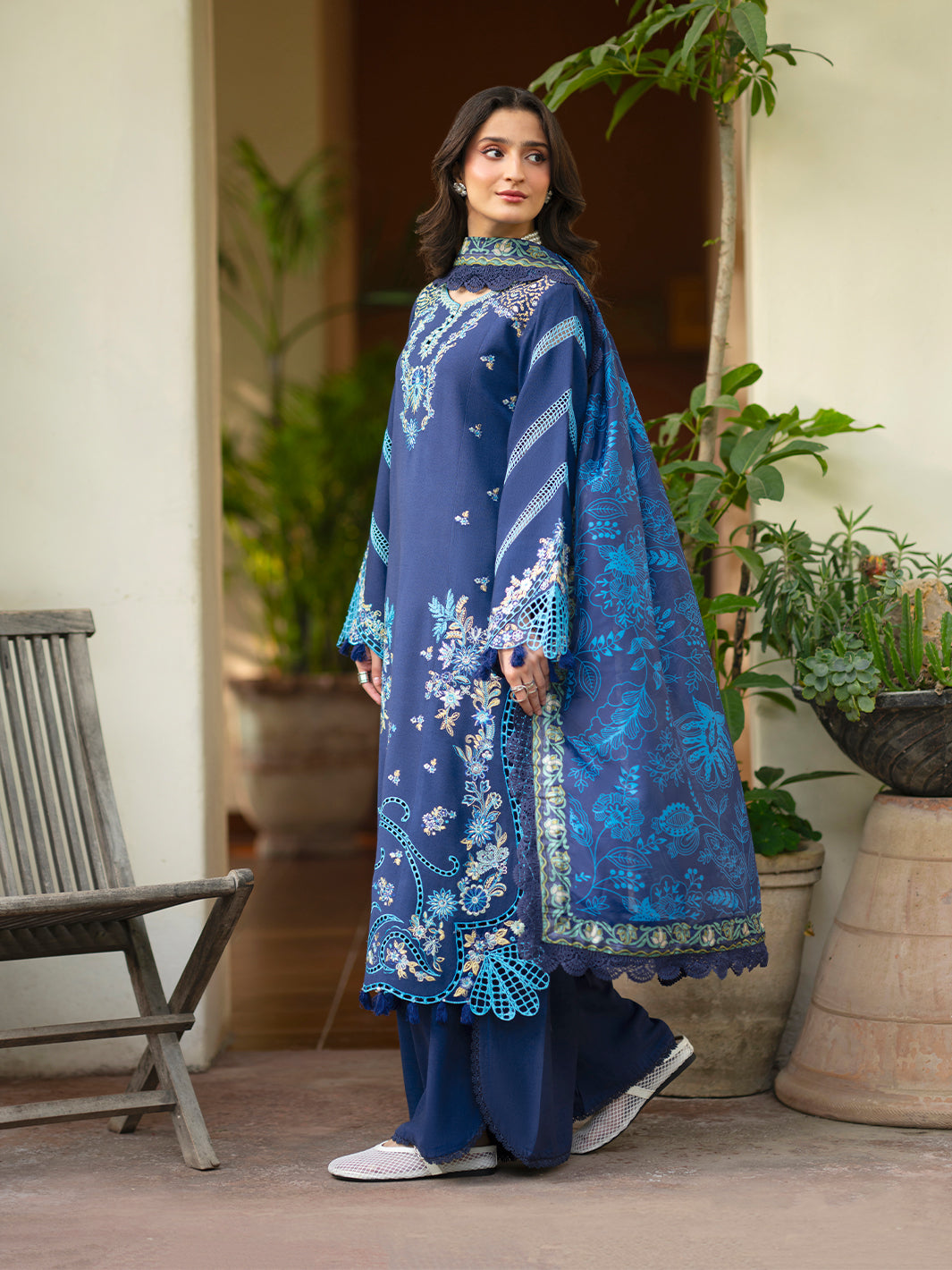 Mahnur | Angan Embroidered Lawn 26 | AN-002-4