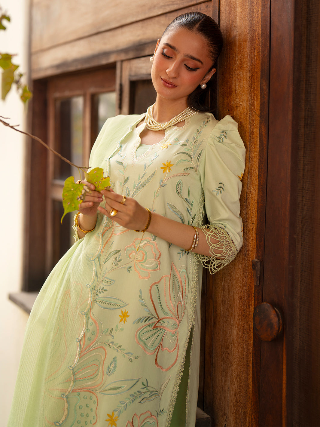 Mahnur | Angan Embroidered Lawn 26 | AN-012, image 3