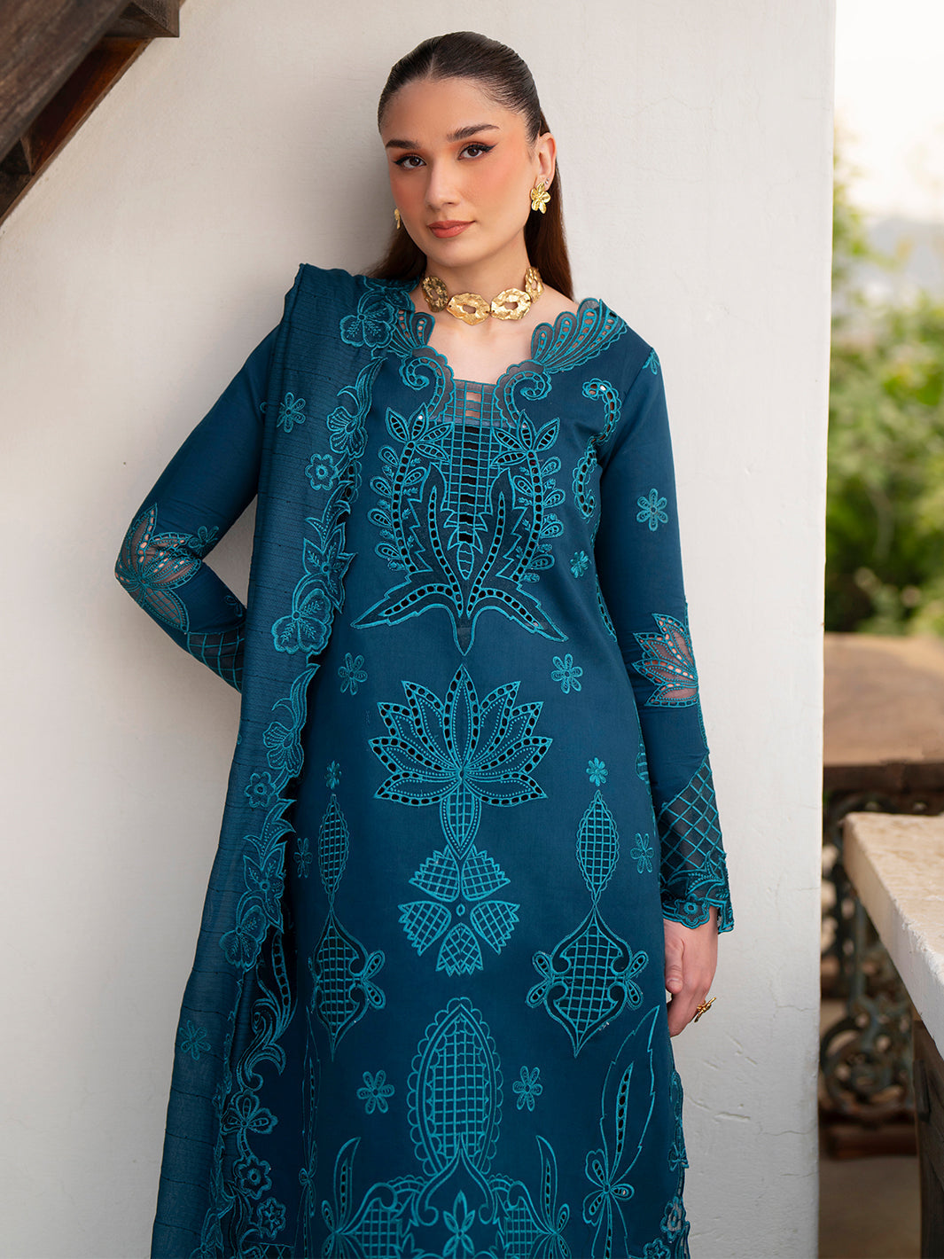 Mahnur | Angan Embroidered Lawn 26 | AN-014-3