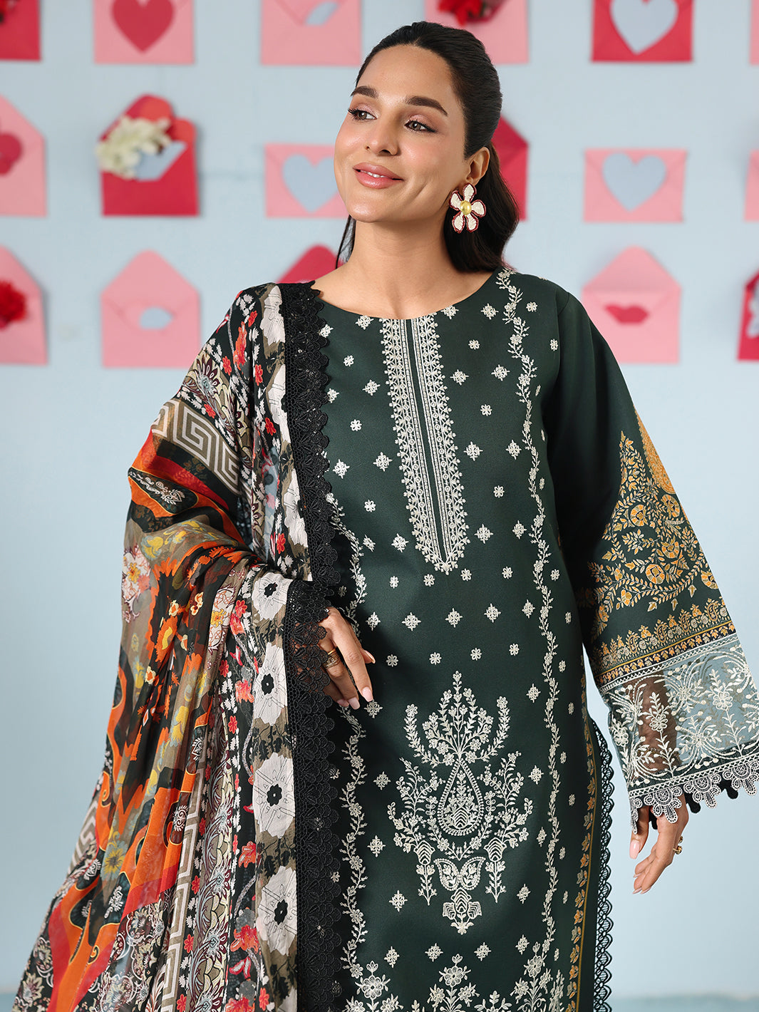 Mahnur | Anaya Lawn | AN-2-18-4