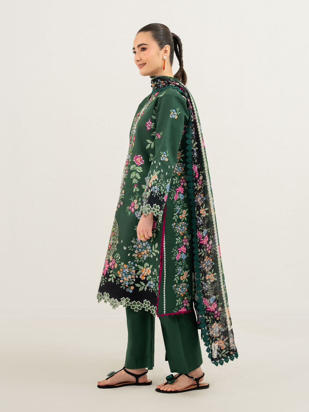 Mahnur | Anaya Lawn | ANA-002-5