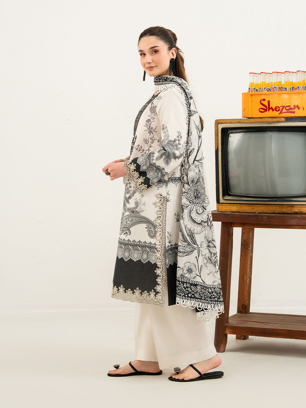 Mahnur | Anaya Lawn | ANA-005, image 4