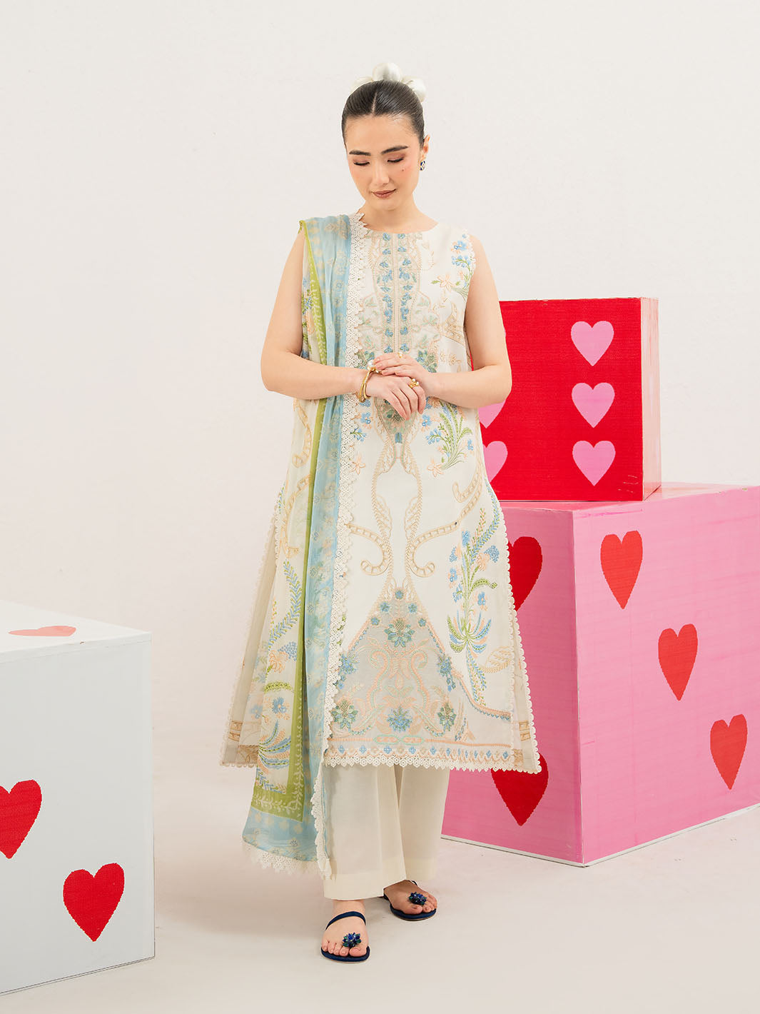 Mahnur | Anaya Lawn | ANA-010, image 4
