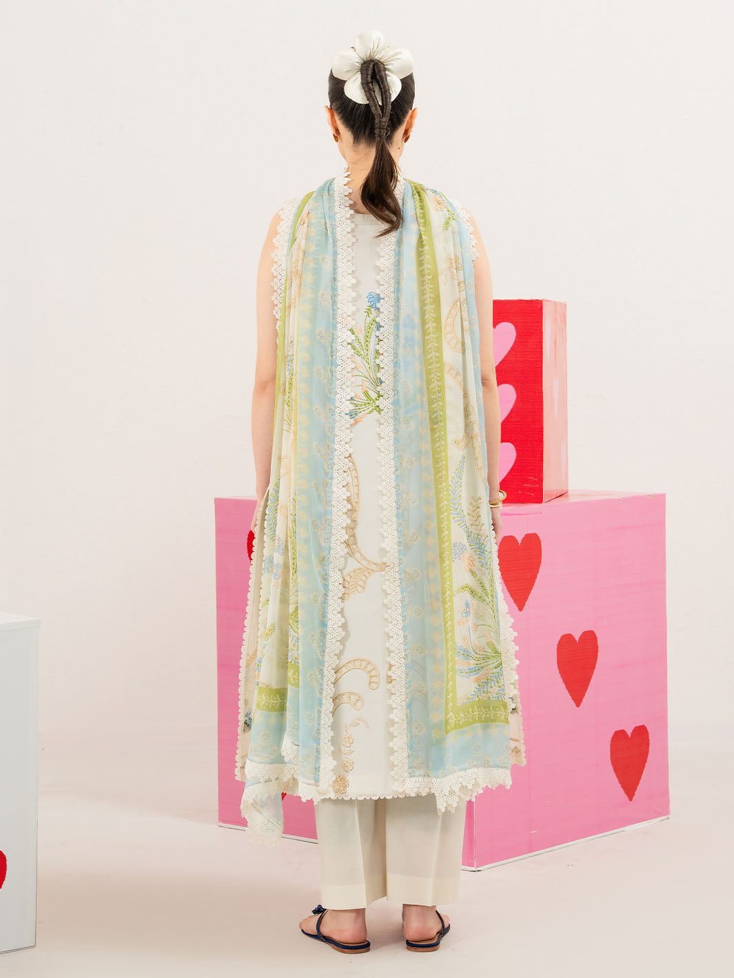 Mahnur | Anaya Lawn | ANA-010-2
