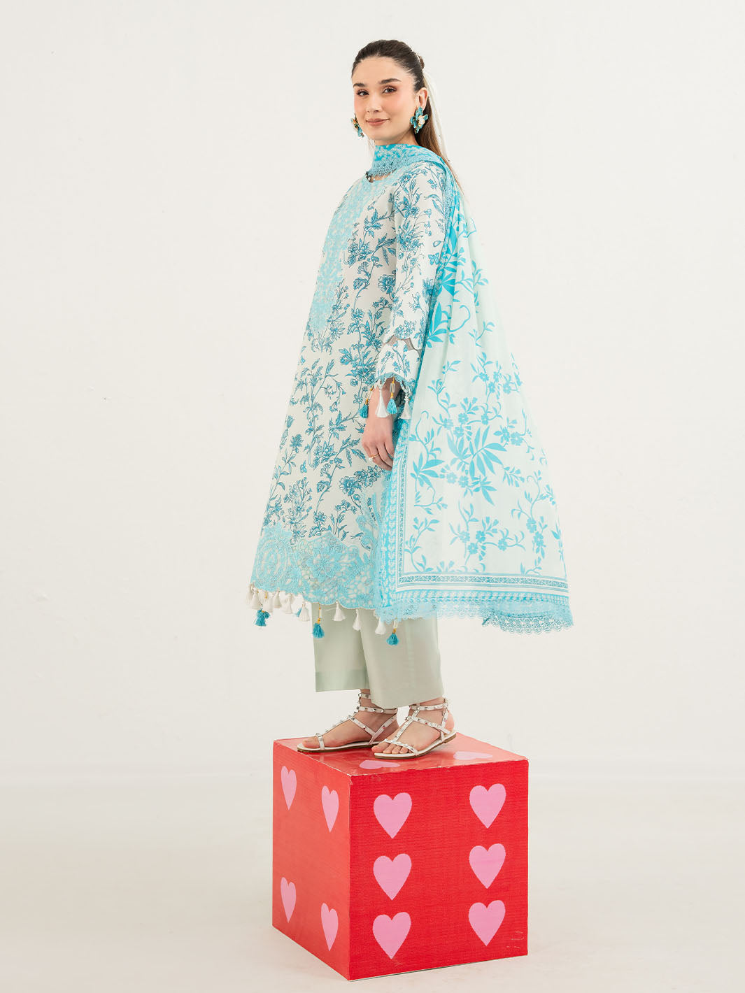 Mahnur | Anaya Lawn | ANA-014-5