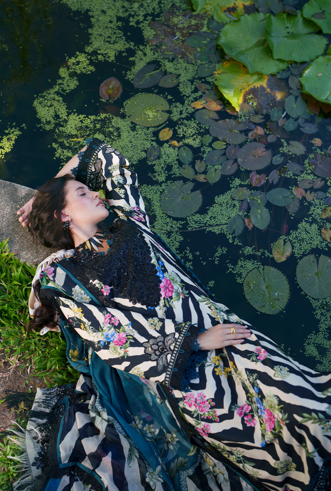 AJR Couture | Printed Chikankari 26 | Iris, image 4