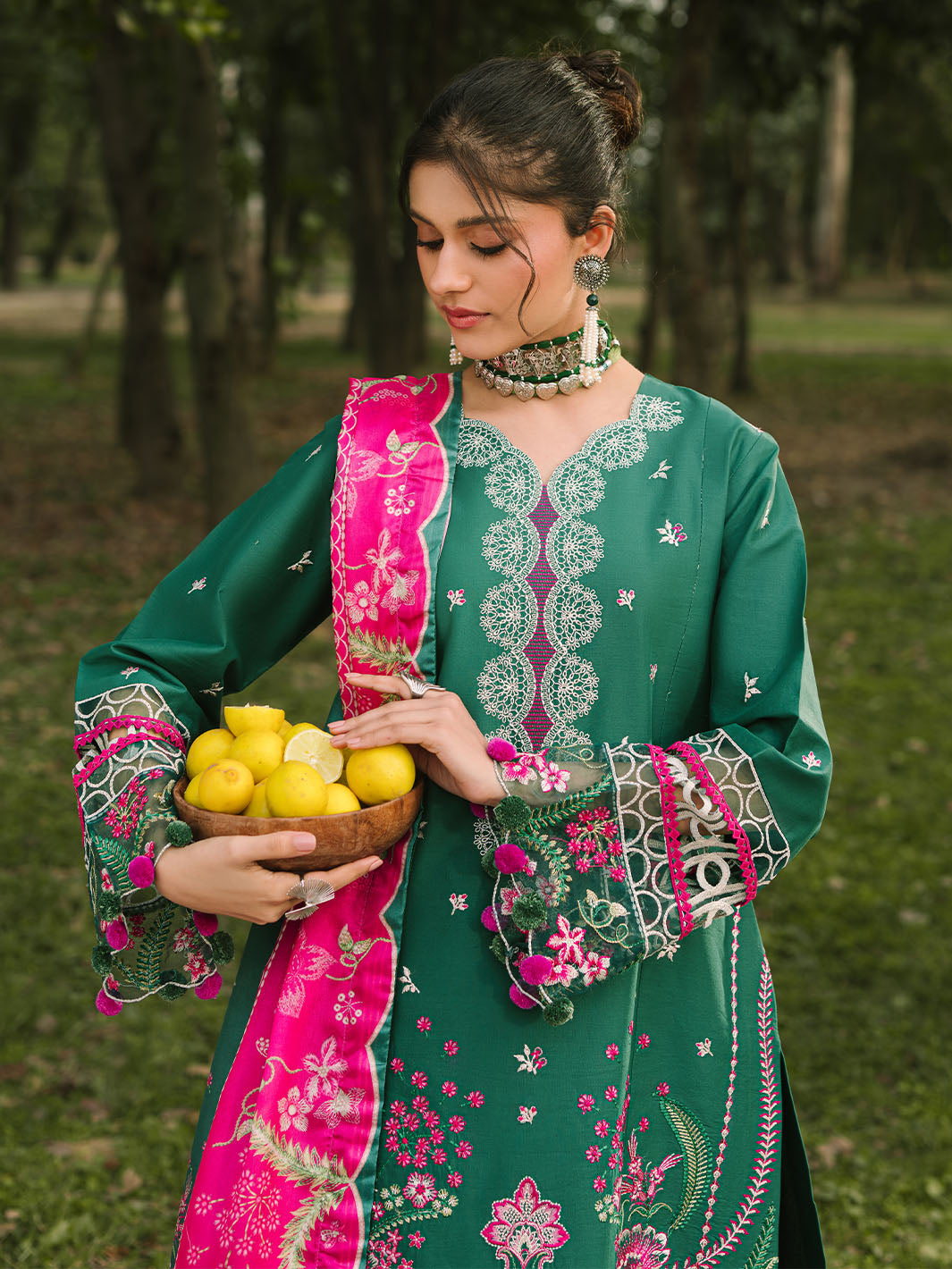 Mahnur | Dahlia Luxury Lawn 25 | Ara -  Mahnur Ladies Clothes - Original Designer Dress - House of Maryam