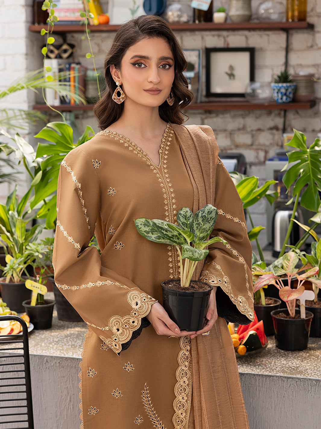 Izel | Meadow Muse Embroidered Lawn 25 | AVELA -  Izel Ladies Clothes - Original Designer Dress - House of Maryam