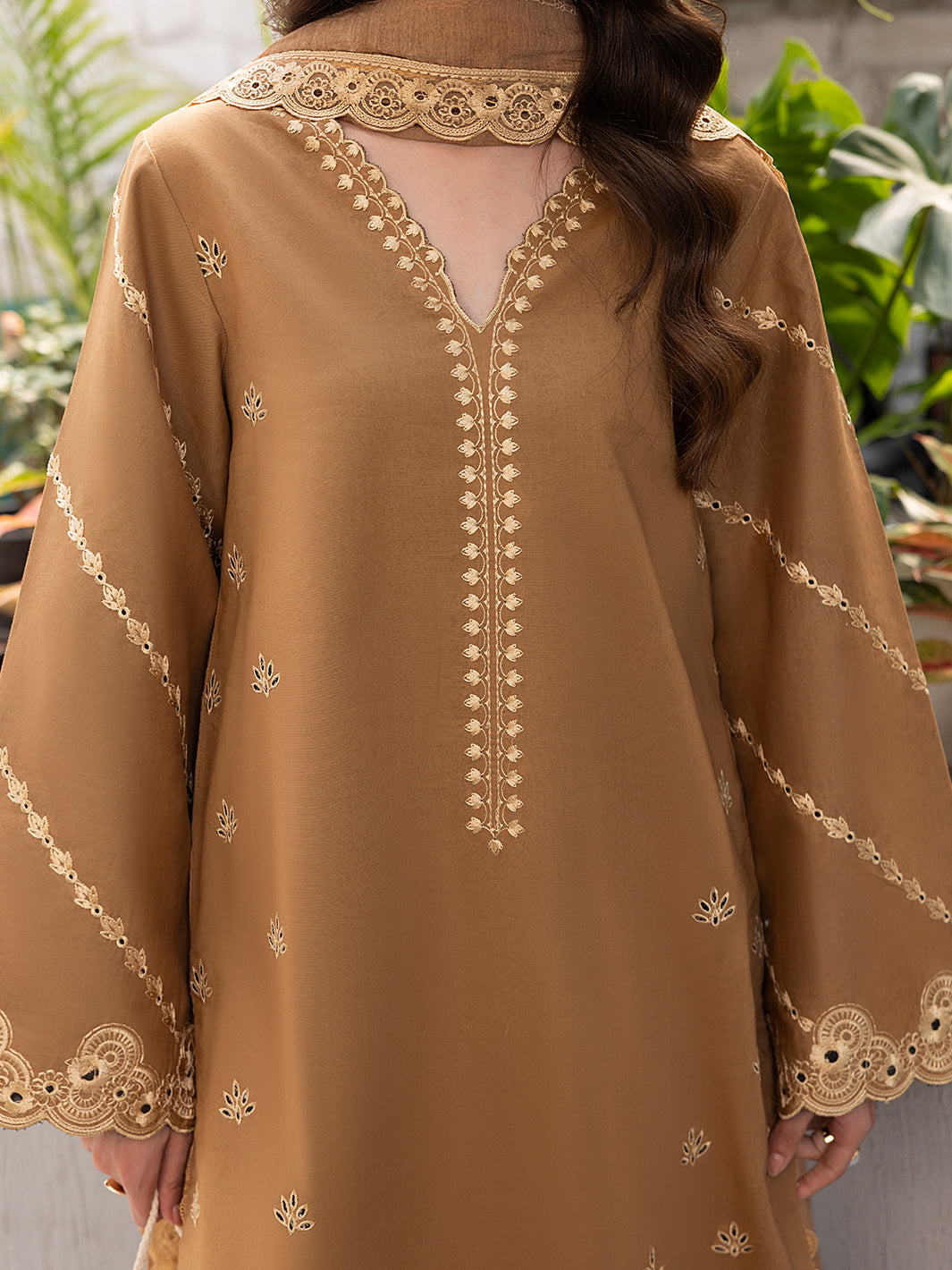 Izel | Meadow Muse Embroidered Lawn 25 | AVELA -  Izel Ladies Clothes - Original Designer Dress - House of Maryam