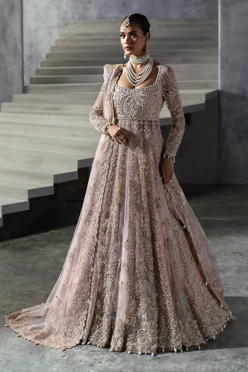 Afrozeh Sofia net bridal frock and lehenga, photo 5