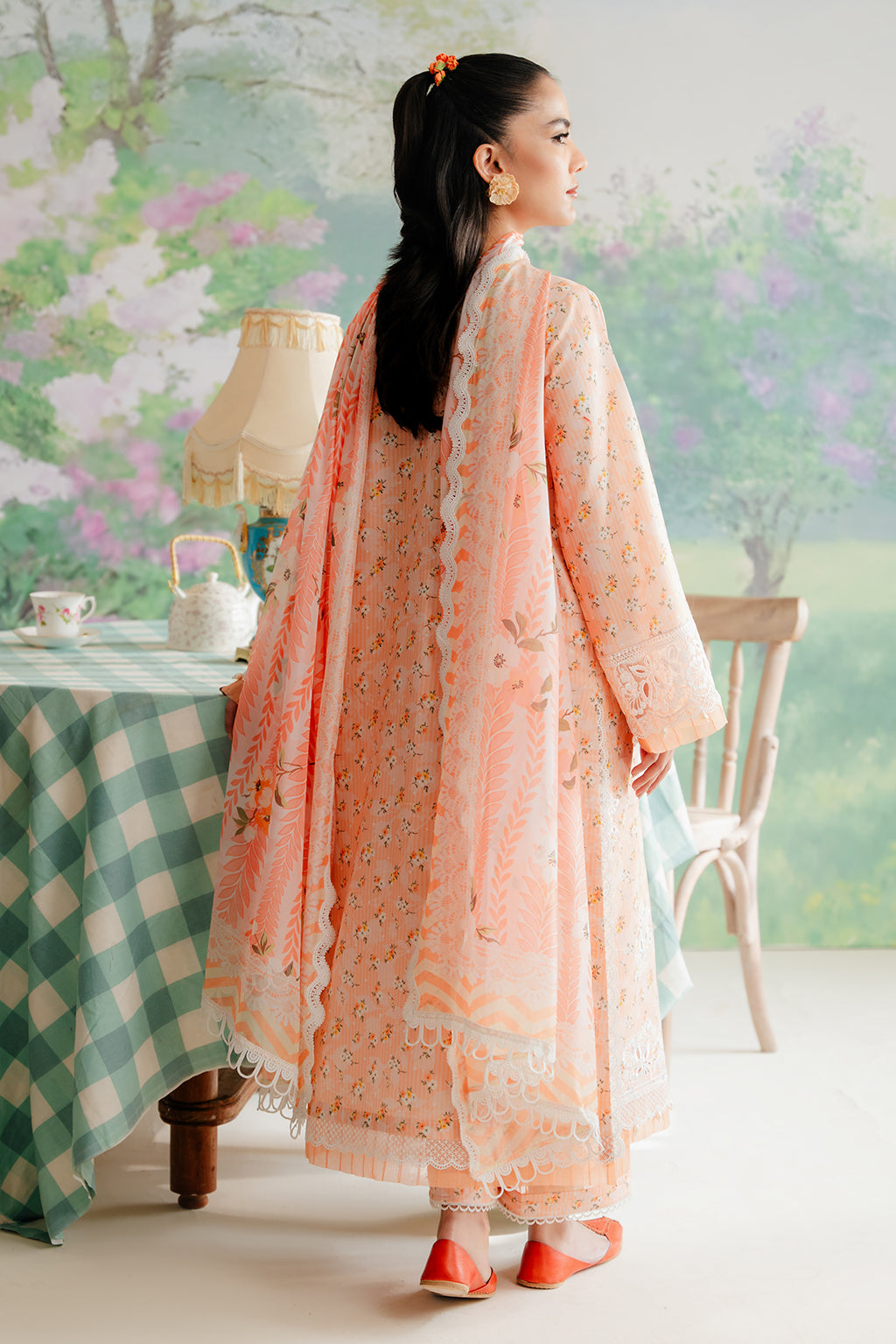 Afrozeh Buttercup embroidered lawn suit, photo 2