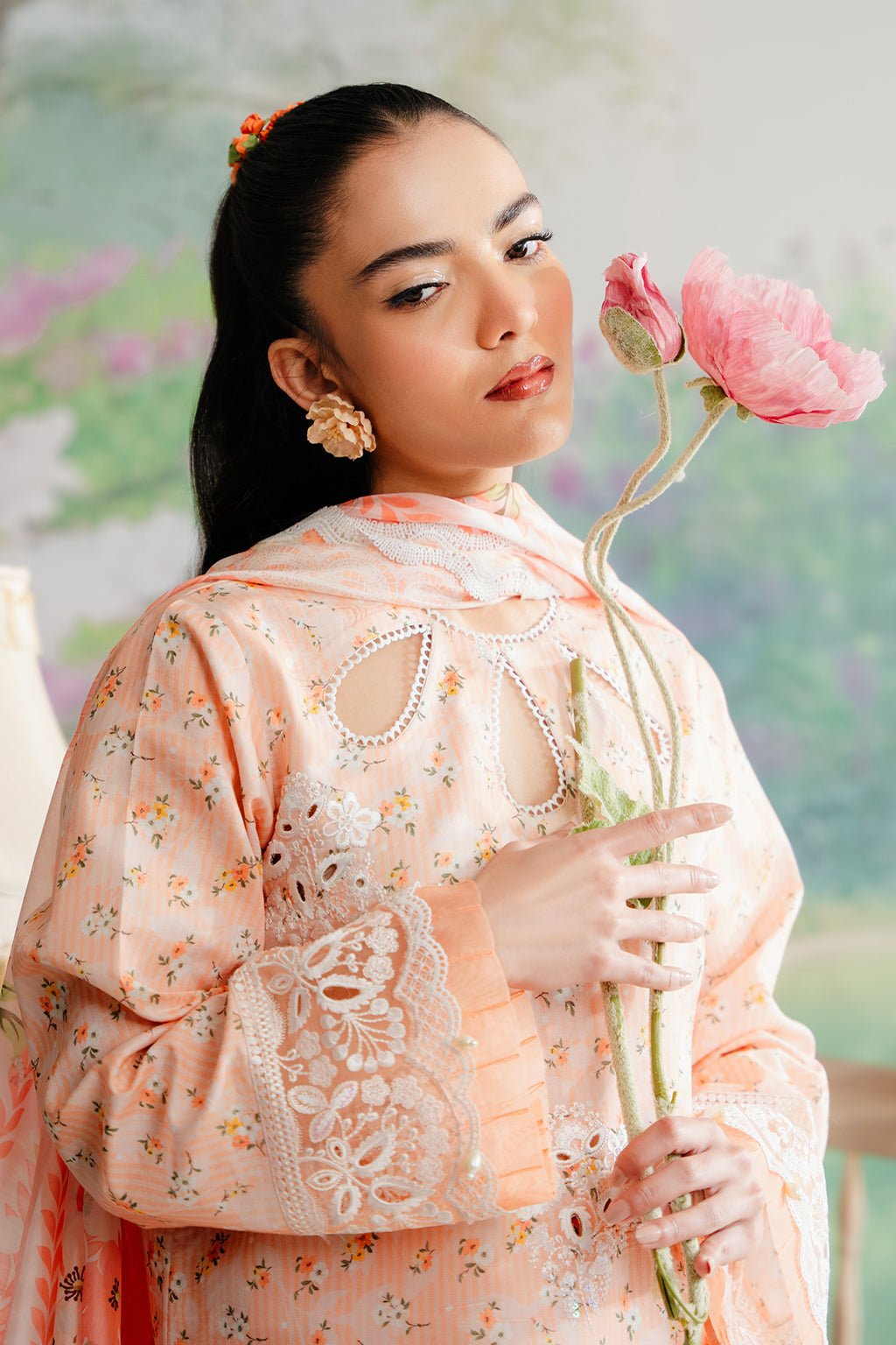 Afrozeh Buttercup embroidered lawn suit, photo 4