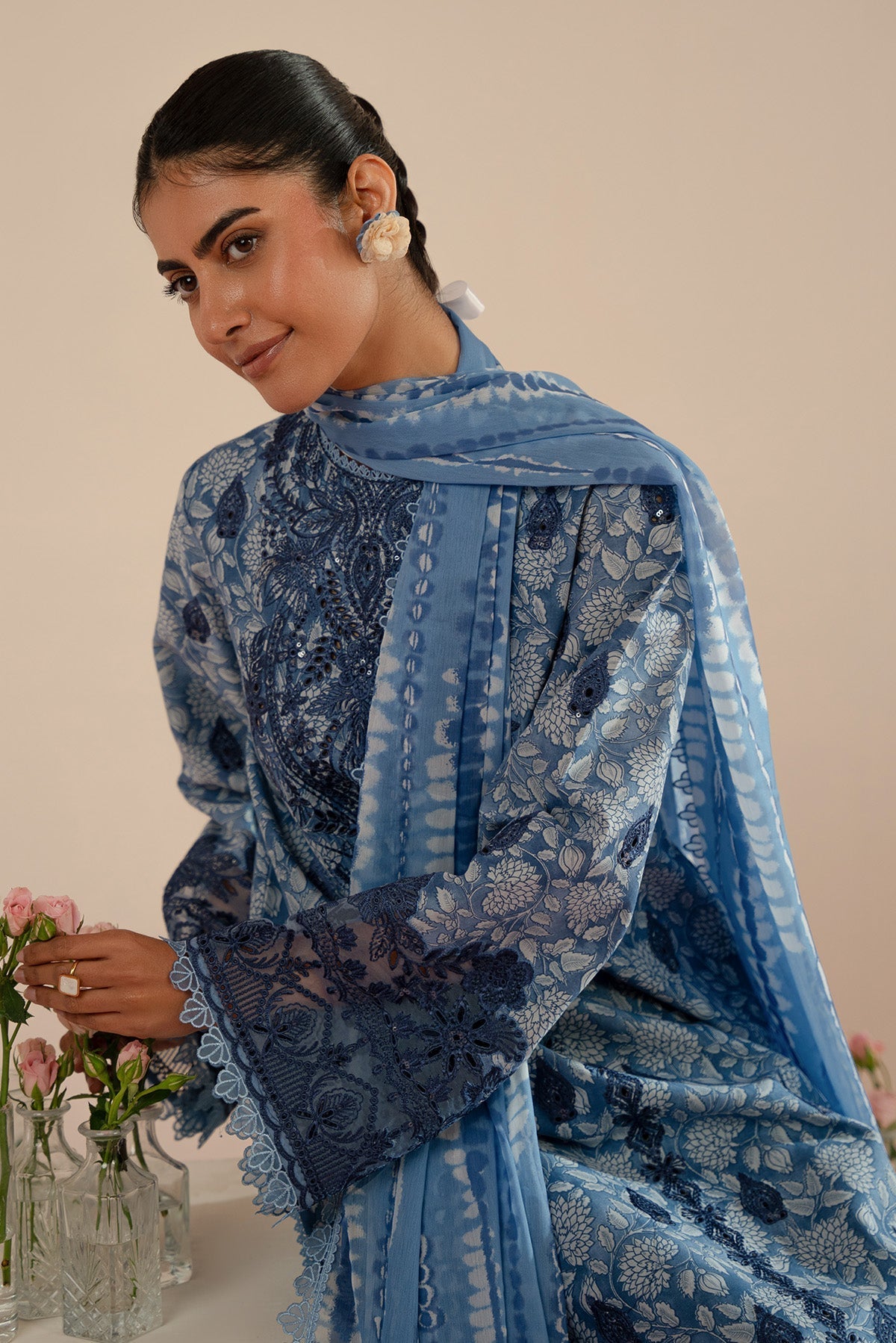 Afrozeh | Floral Charm 25 | Kalina -  Afrozeh Ladies Clothes - Original Designer Dress - House of Maryam