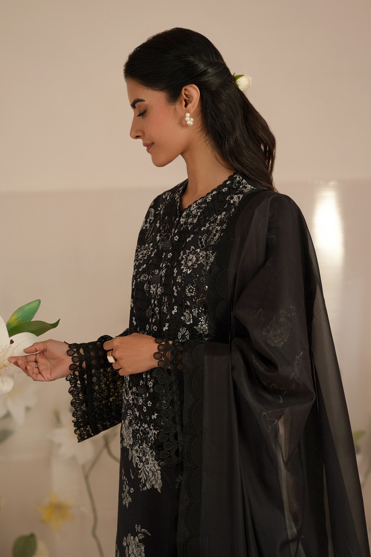 Afrozeh | Floral Charm 25 | Lupine -  Afrozeh Ladies Clothes - Original Designer Dress - House of Maryam