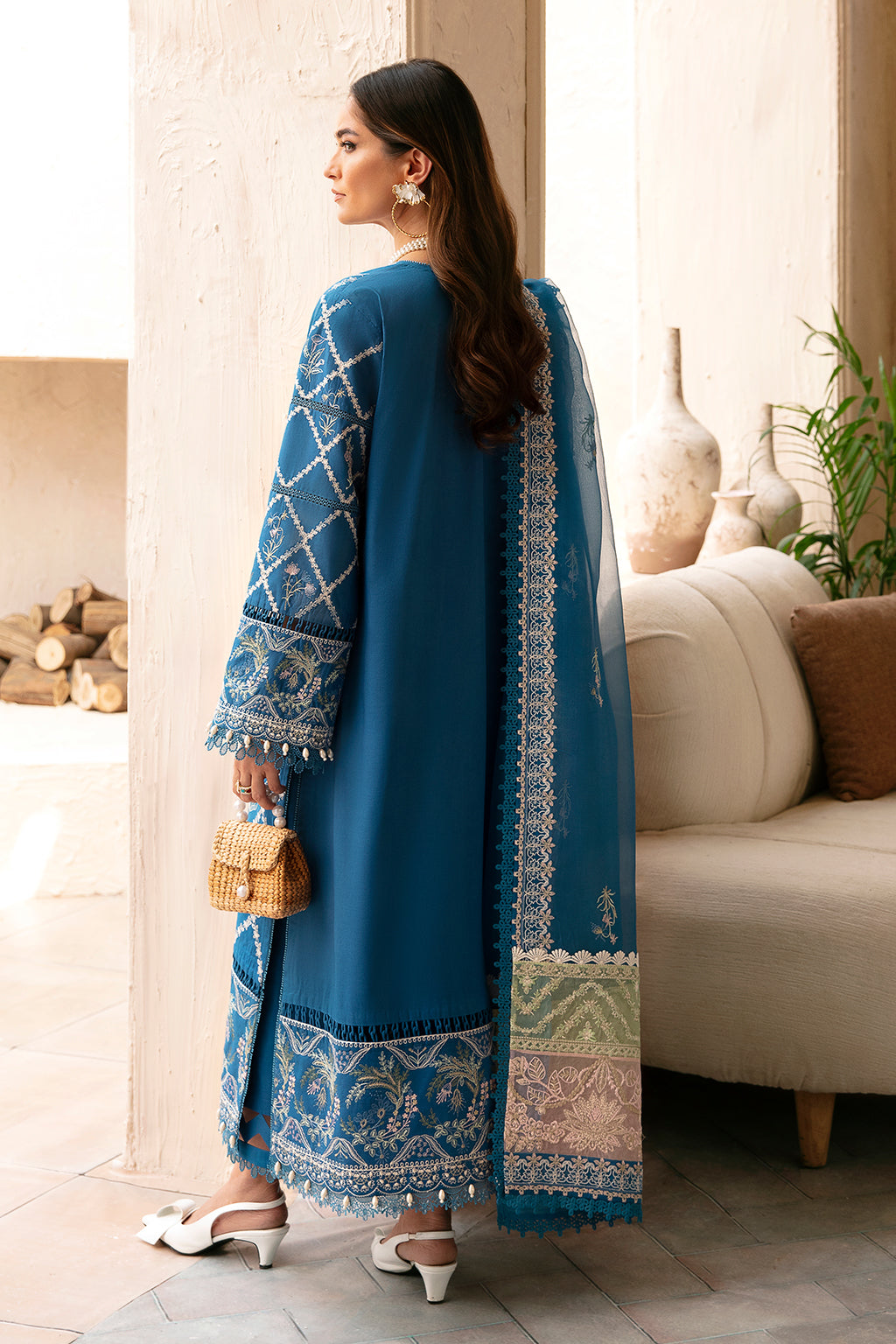 Afrozeh | Cascade Luxury Lawn 24 | Amelia