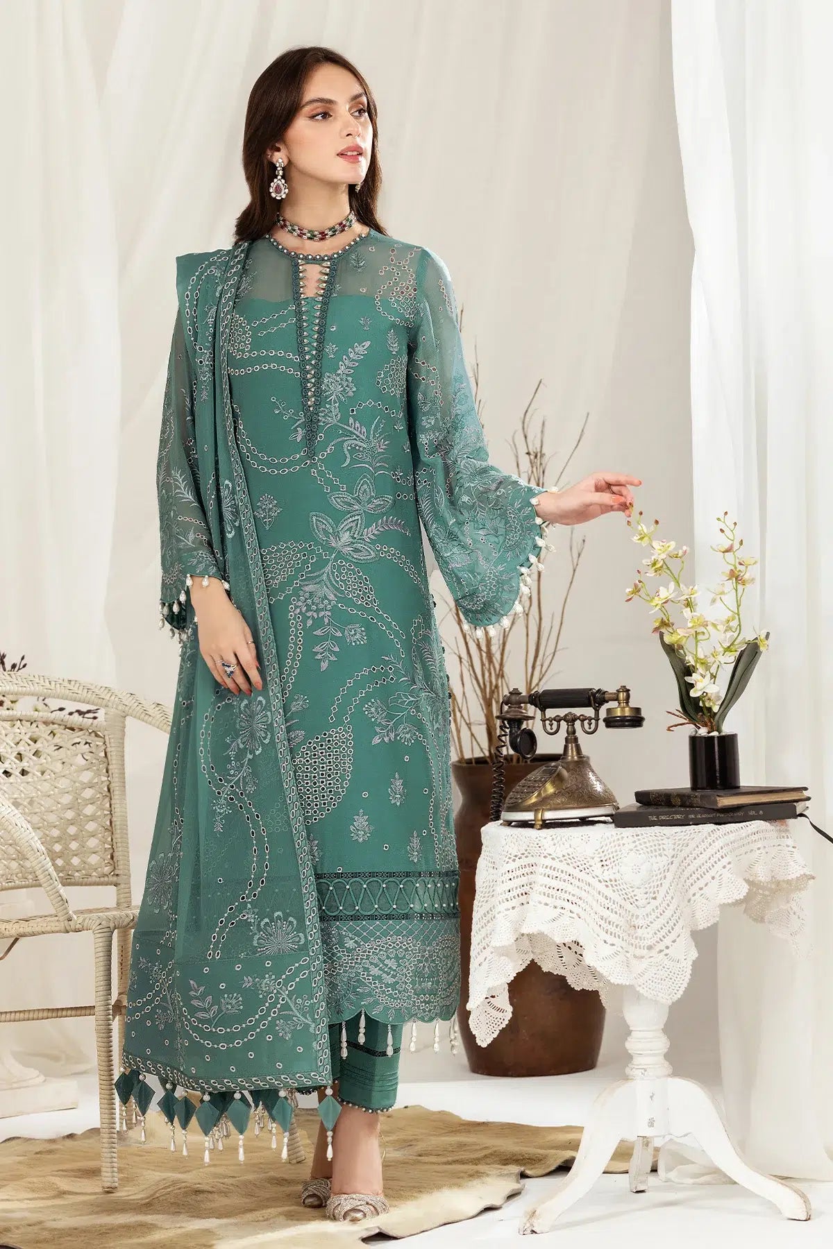 Alizeh | Formals Collection | Meshki by Designer Alizeh - House of Maryam - Pakistani Designer Ethnic Wear in {{ shop.shopifyCountryName }}