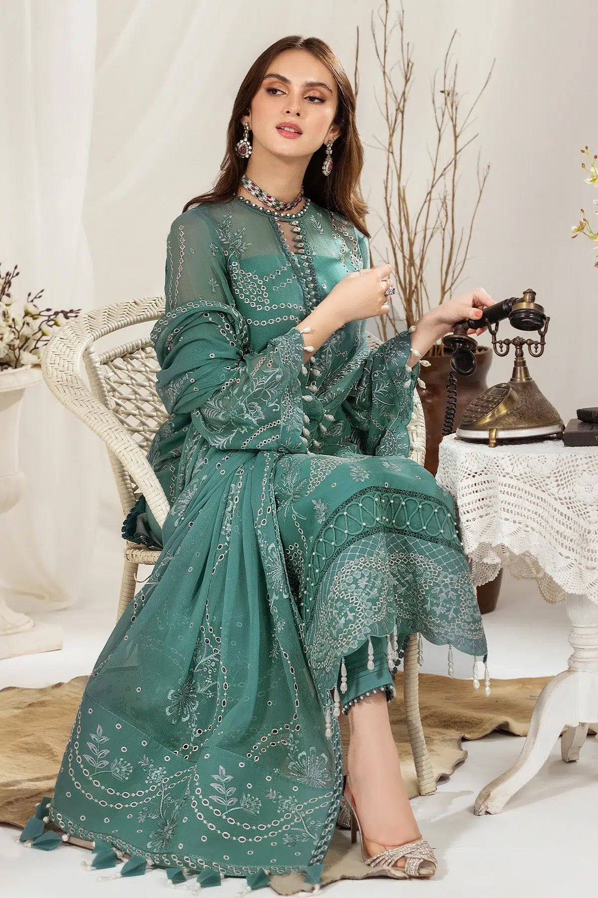 Alizeh | Formals Collection | Meshki by Designer Alizeh - House of Maryam - Pakistani Designer Ethnic Wear in {{ shop.shopifyCountryName }}