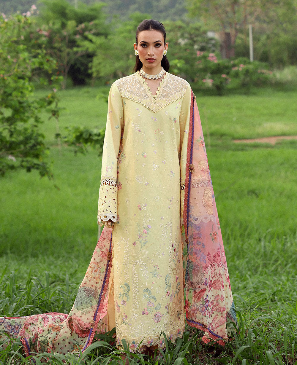 Republic Womenswear | Lilas Lawn 26 | Amris