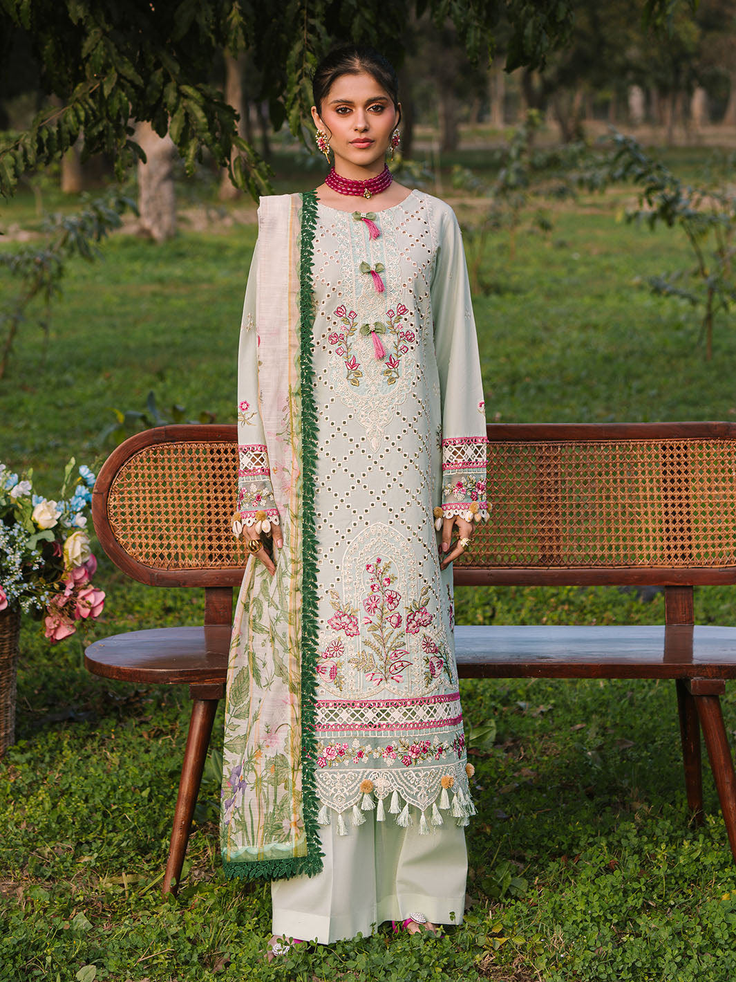 Mahnur | Dahlia Luxury Lawn 25 | Ana -  Mahnur Ladies Clothes - Original Designer Dress - House of Maryam