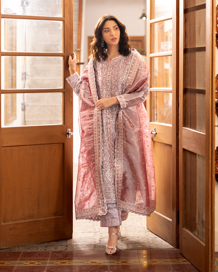 Mushq | Sunehri Lama Silk | Anoushay, image 2