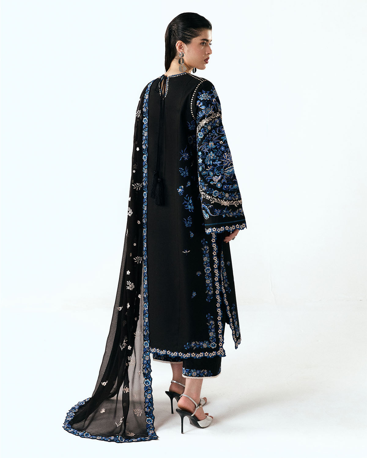 Jugnu | SS 26 Lawn | Ari-2