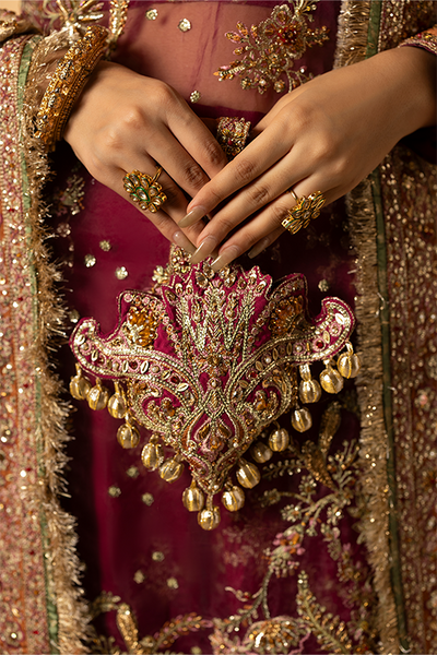 Muntaha | Tabeer Formals | Gulnar