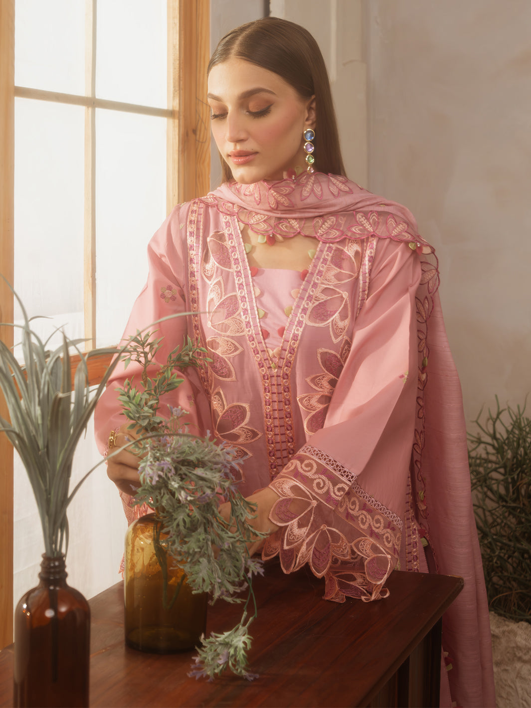 Mahnur | Florence Luxury Lawn 25 | AZMEY -  Mahnur Ladies Clothes - Original Designer Dress - House of Maryam