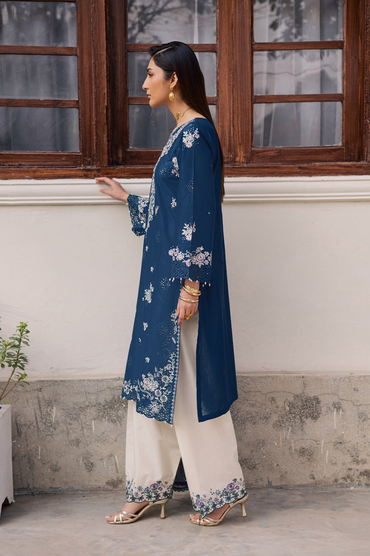 Batik | Feyre Luxury Lawn Eid Edit 26' | Azraaq 3Pc-4