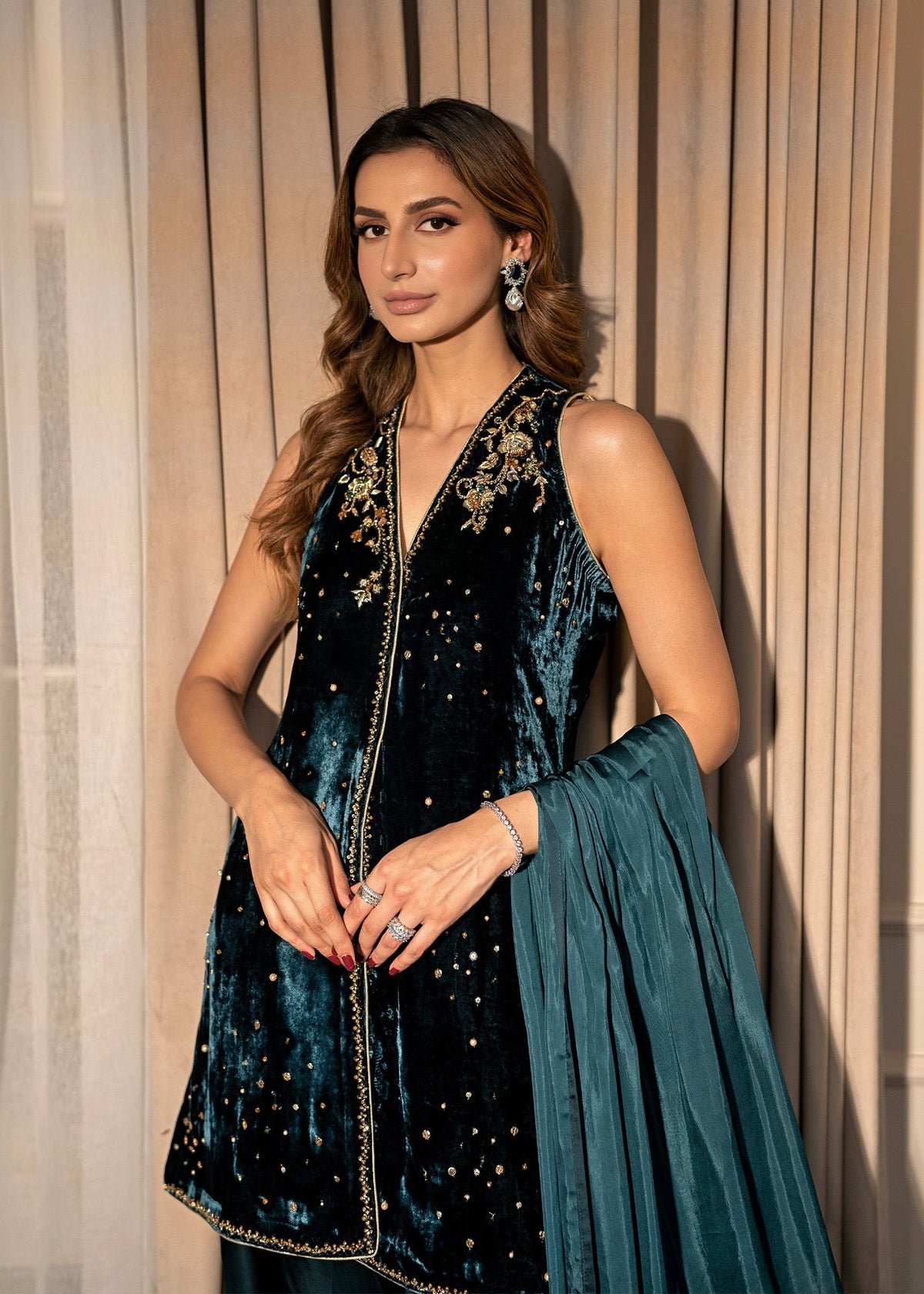 Mahum Asad | Voila Velvets | Sapphire -  Mahum Asad Ladies Clothes - Original Designer Dress - House of Maryam