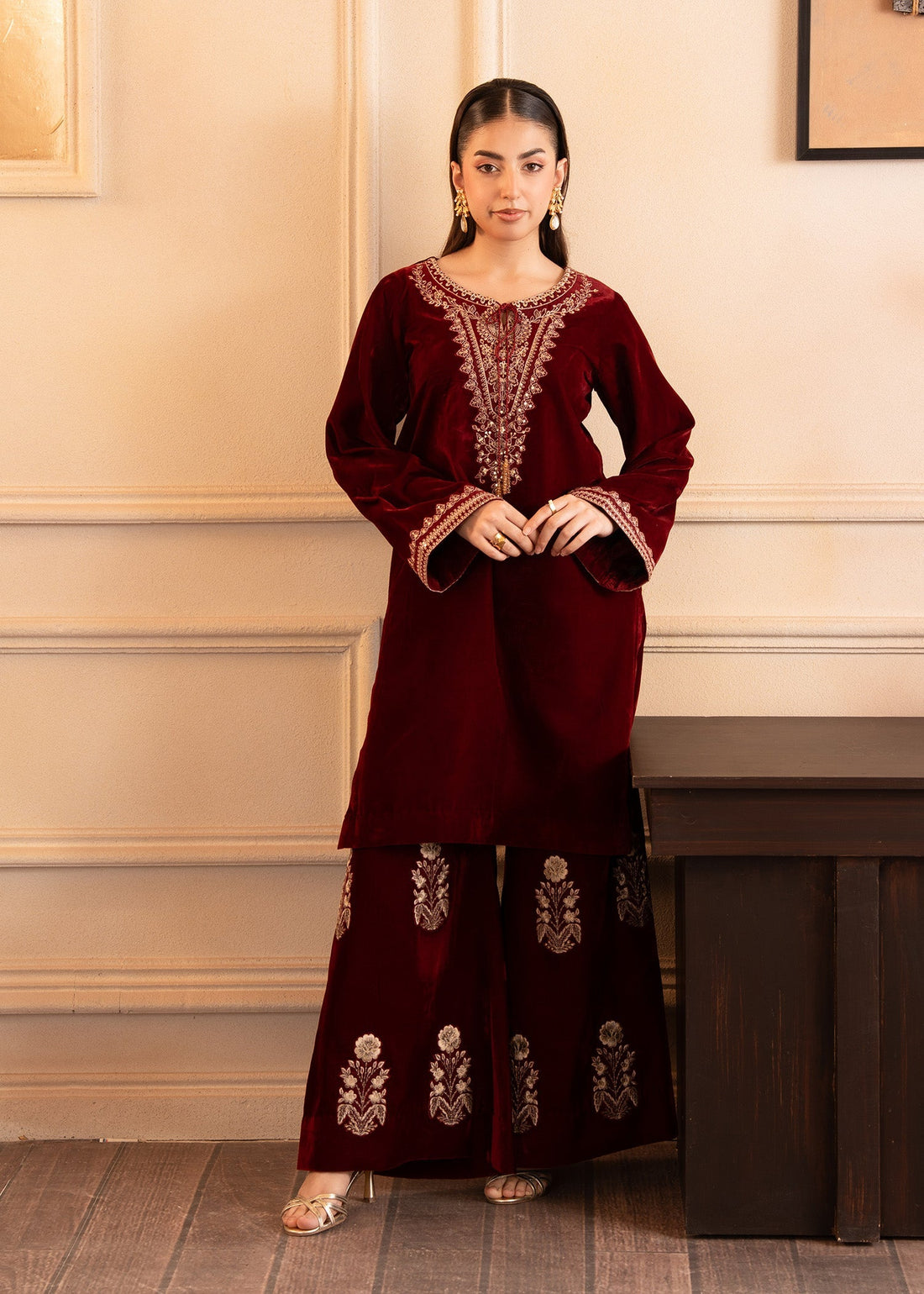 Fozia Khalid | The Velvet Rise 25 | CRIMSON GRACE -  Fozia Khalid Ladies Clothes - Original Designer Dress - House of Maryam