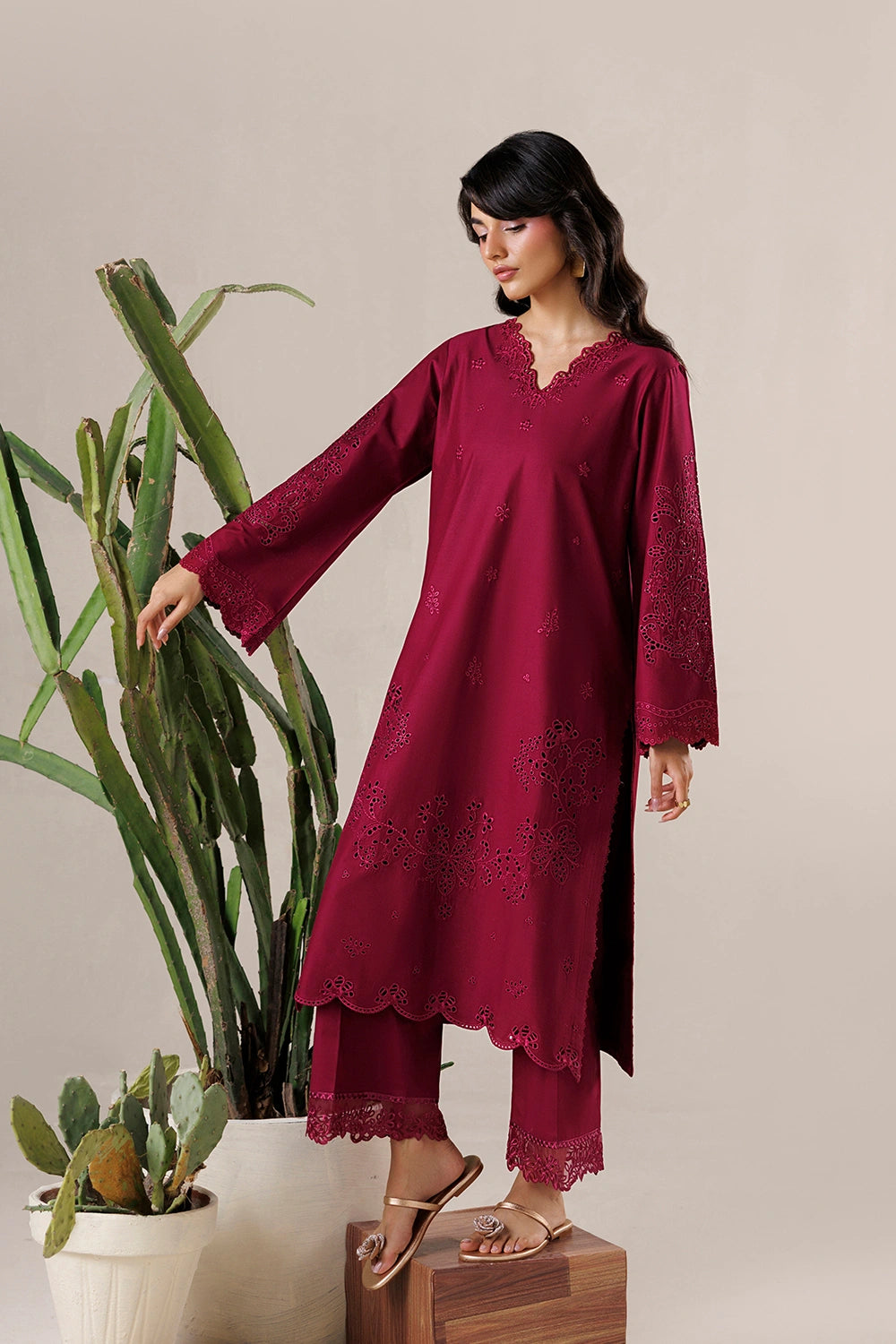 Azure | Chic Essentials |Bowberry, image 2