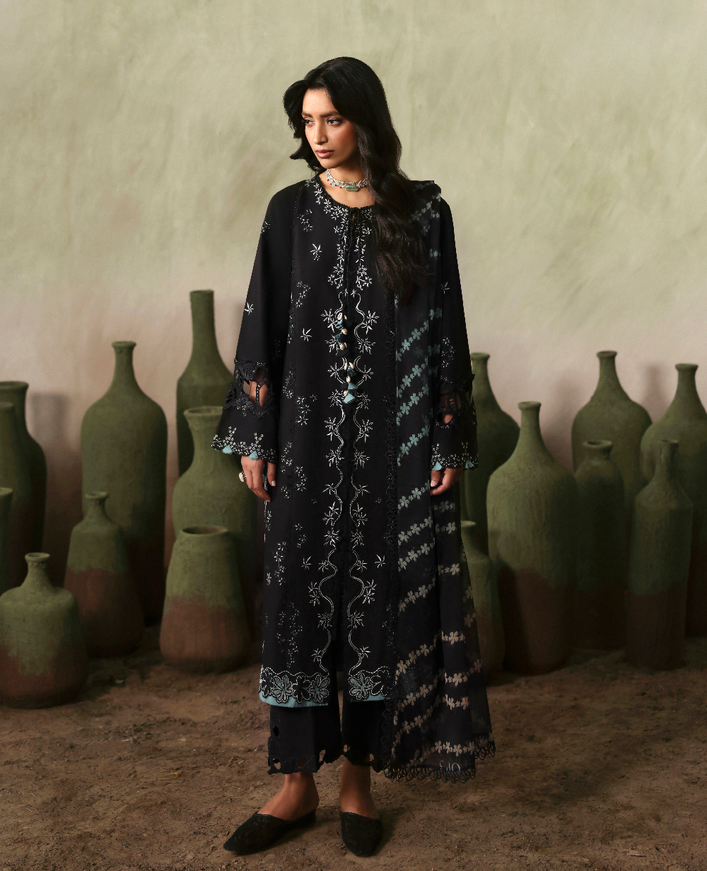 Republic Womenswear | Basics Pret | Shadow Muse-1