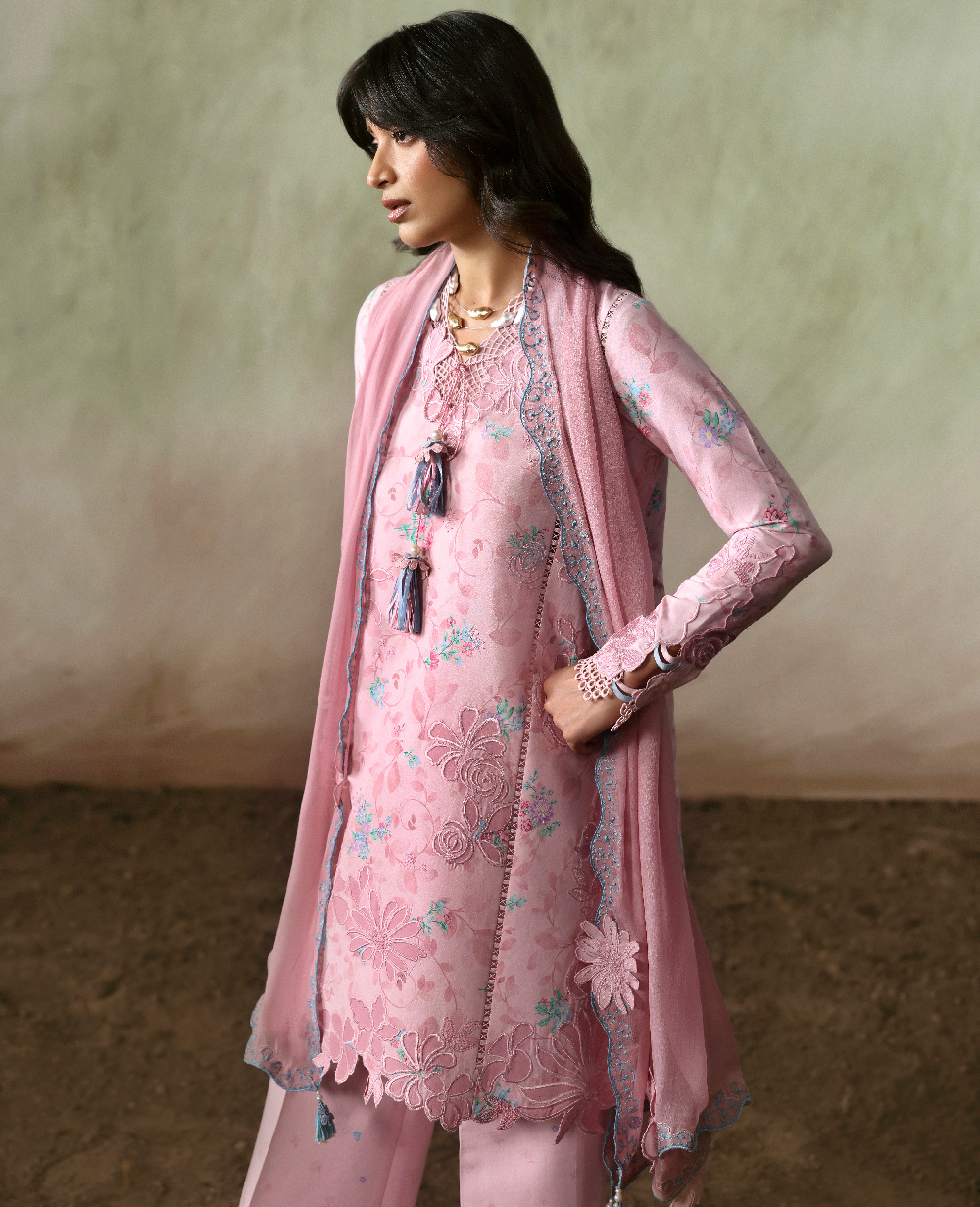 Republic Womenswear | Basics Pret | Pink Marshmello-3