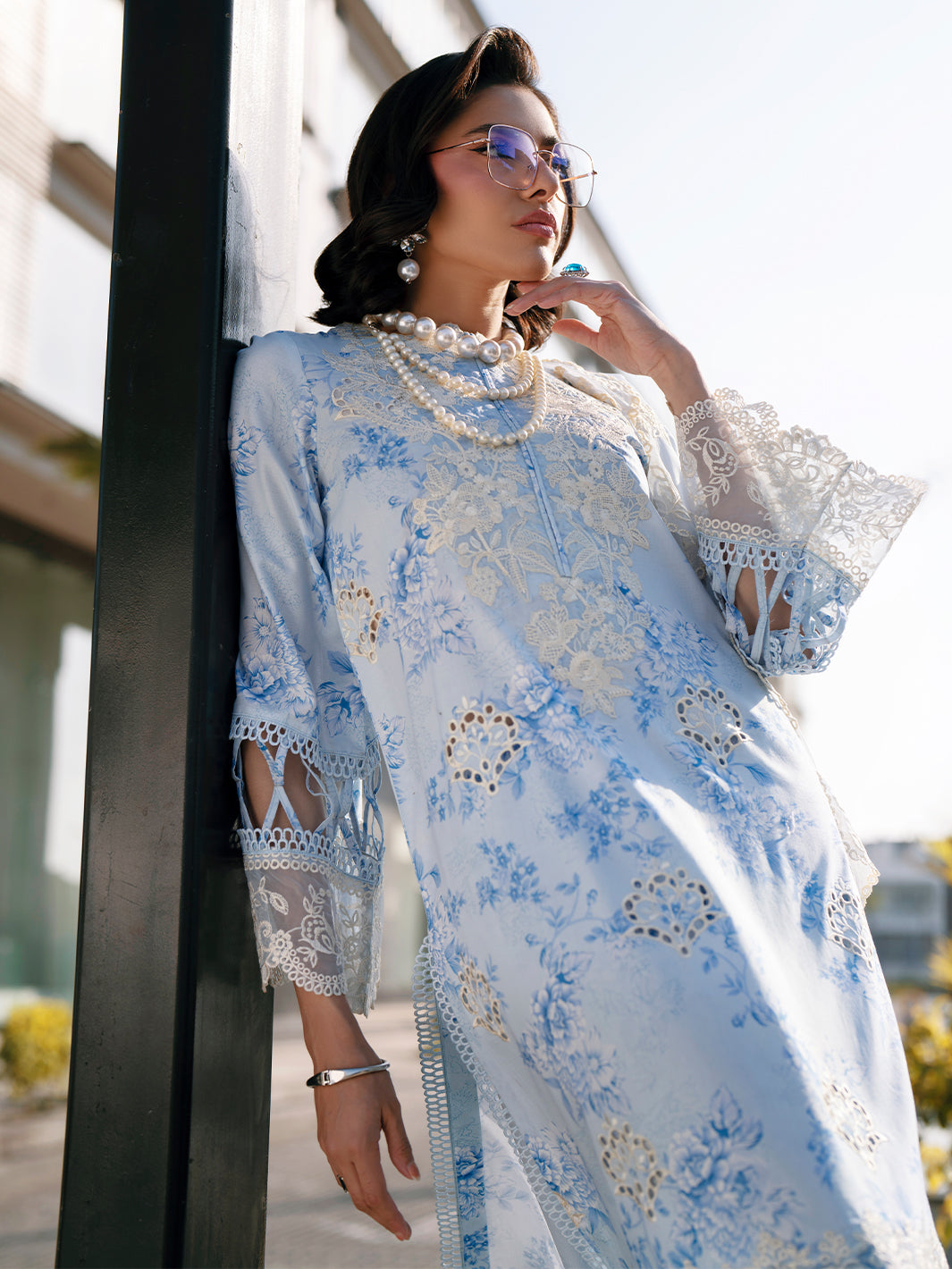 Mahnur | Broadway Luxury Lawn 26 | BW - 001-4