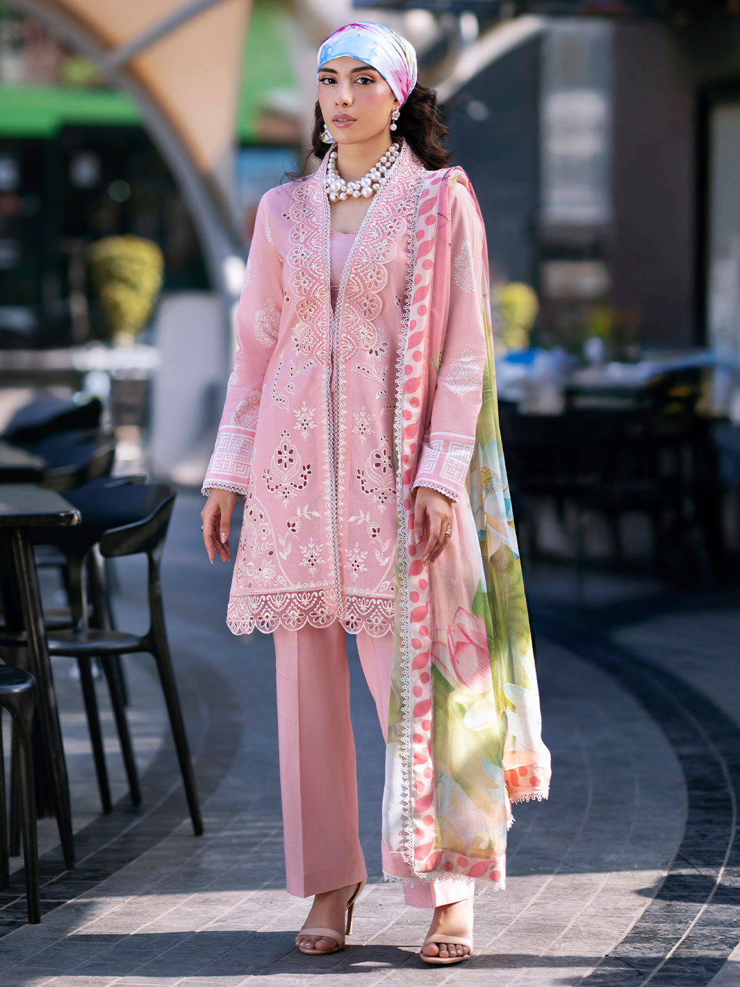 Mahnur | Broadway Luxury Lawn 26 | BW - 008, image 2