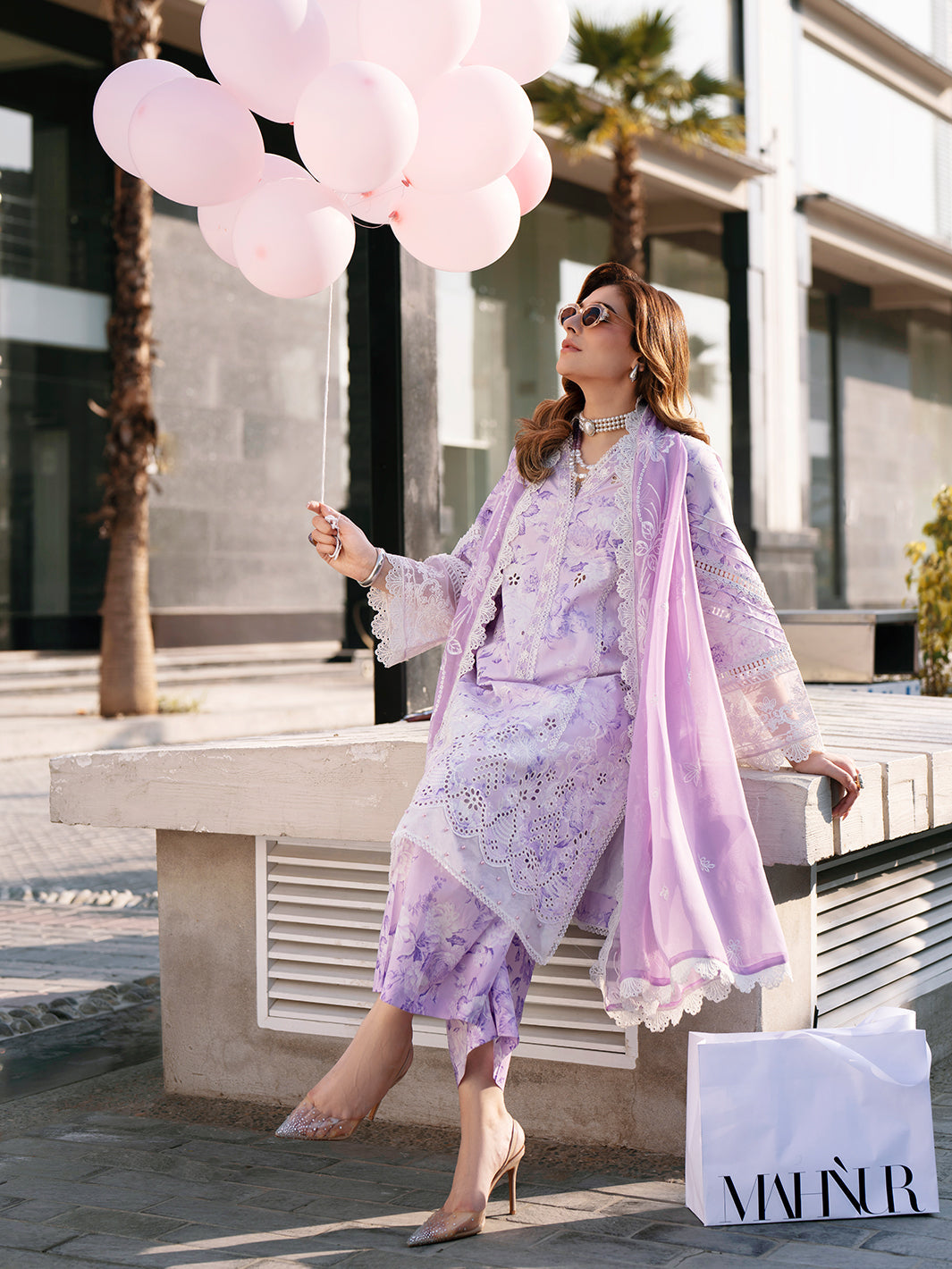 Mahnur | Broadway Luxury Lawn 26 | BW - 009-5