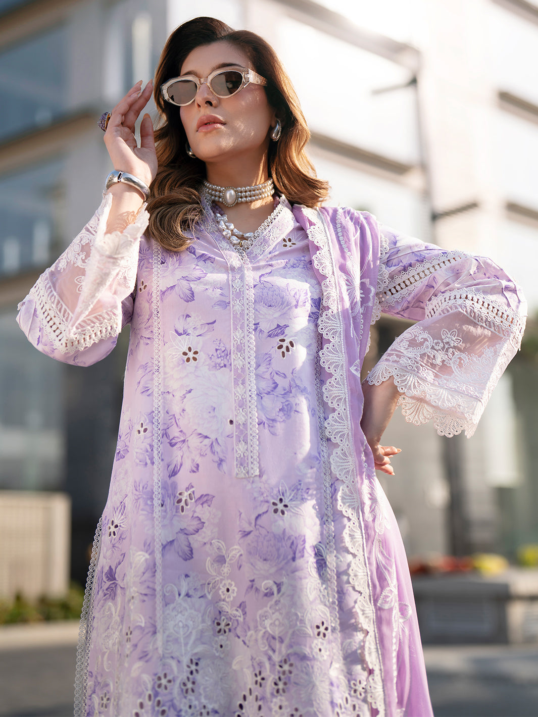 Mahnur | Broadway Luxury Lawn 26 | BW - 009-3