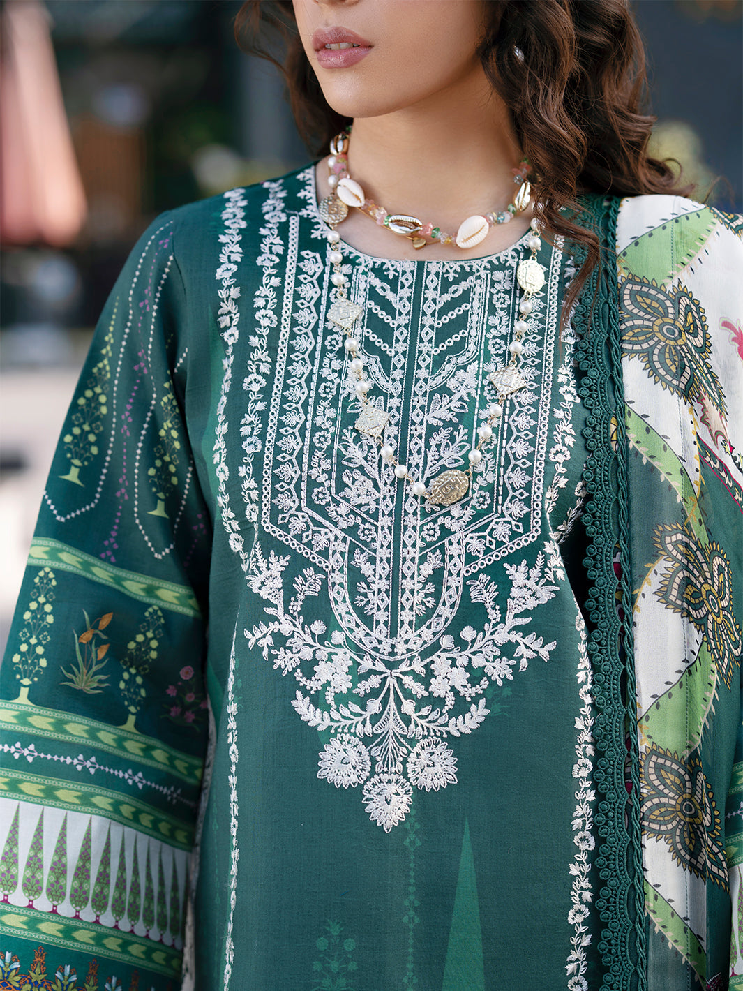 Mahnur | Broadway Luxury Lawn 26 | BW - 012, image 3