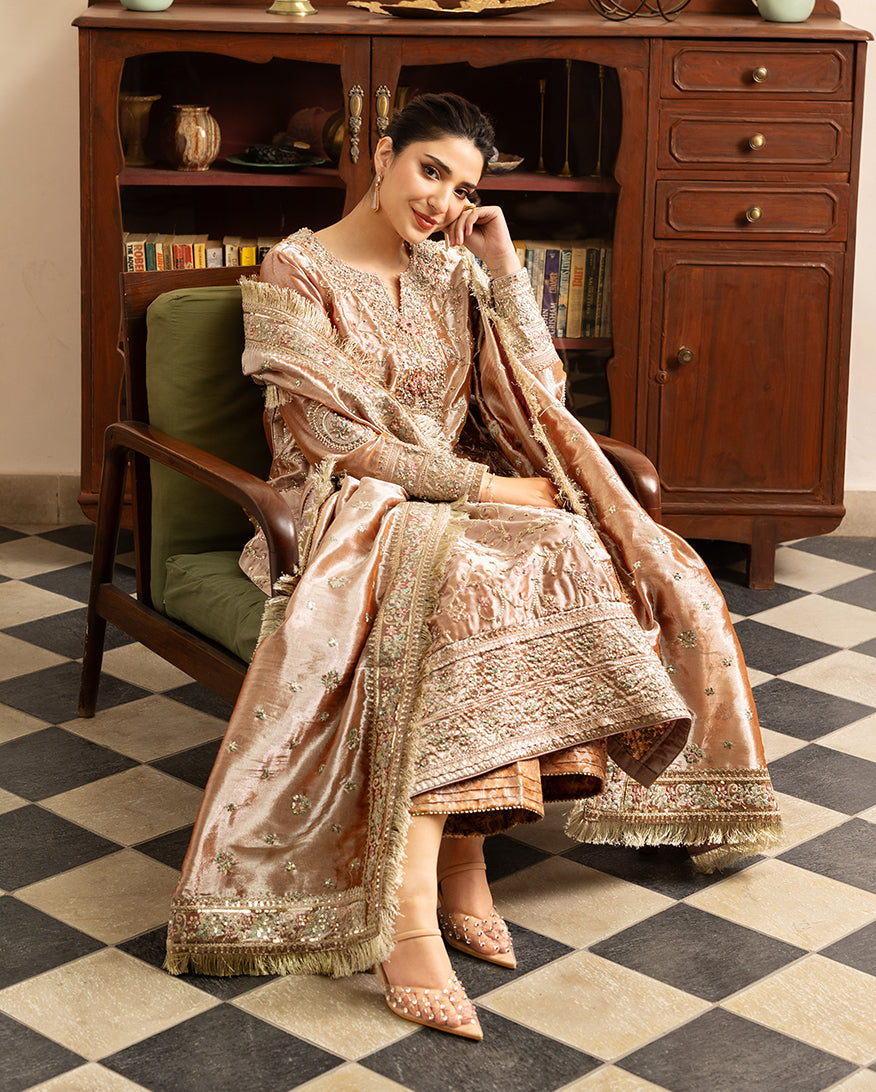 Mushq | Sunehri Lama Silk | Bakht, image 6