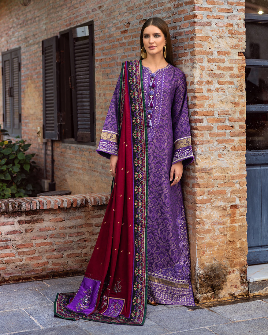 Mushq | Winter Broadway 25 | Bella Terra