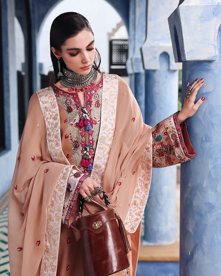 Mushq | Nuvera Rawsilk | Belladona Royale, image 4