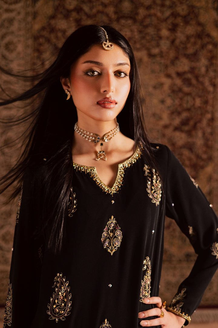 Batik | Winter 25 | Black Swan, image 3