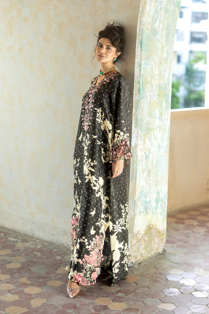 Zainab Chottani | Summer Edition 26 | Black Charm Kaftan-7