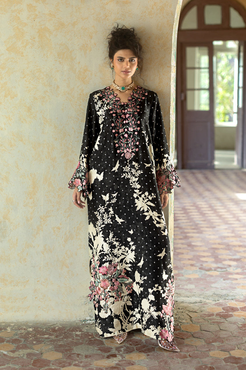 Zainab Chottani | Summer Edition 26 | Black Charm Kaftan