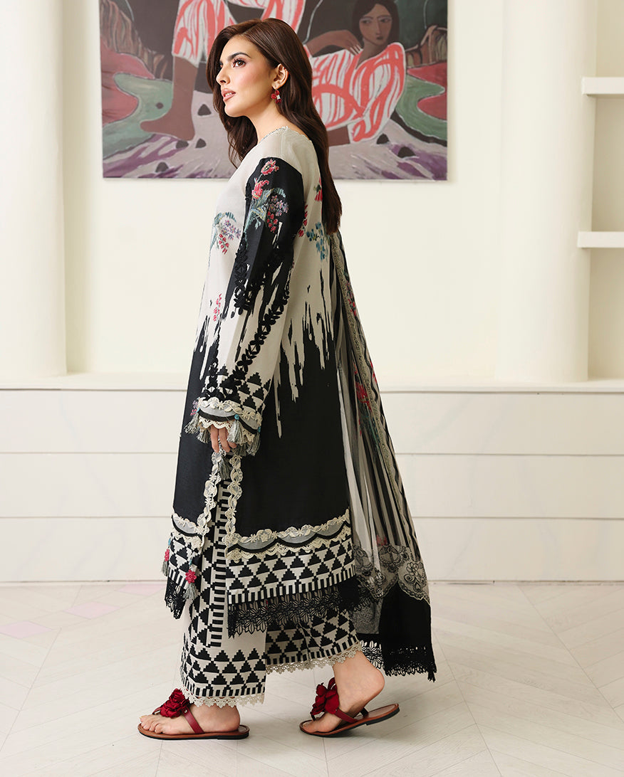 Roheenaz | Petals in Print | Black Petals, image 4